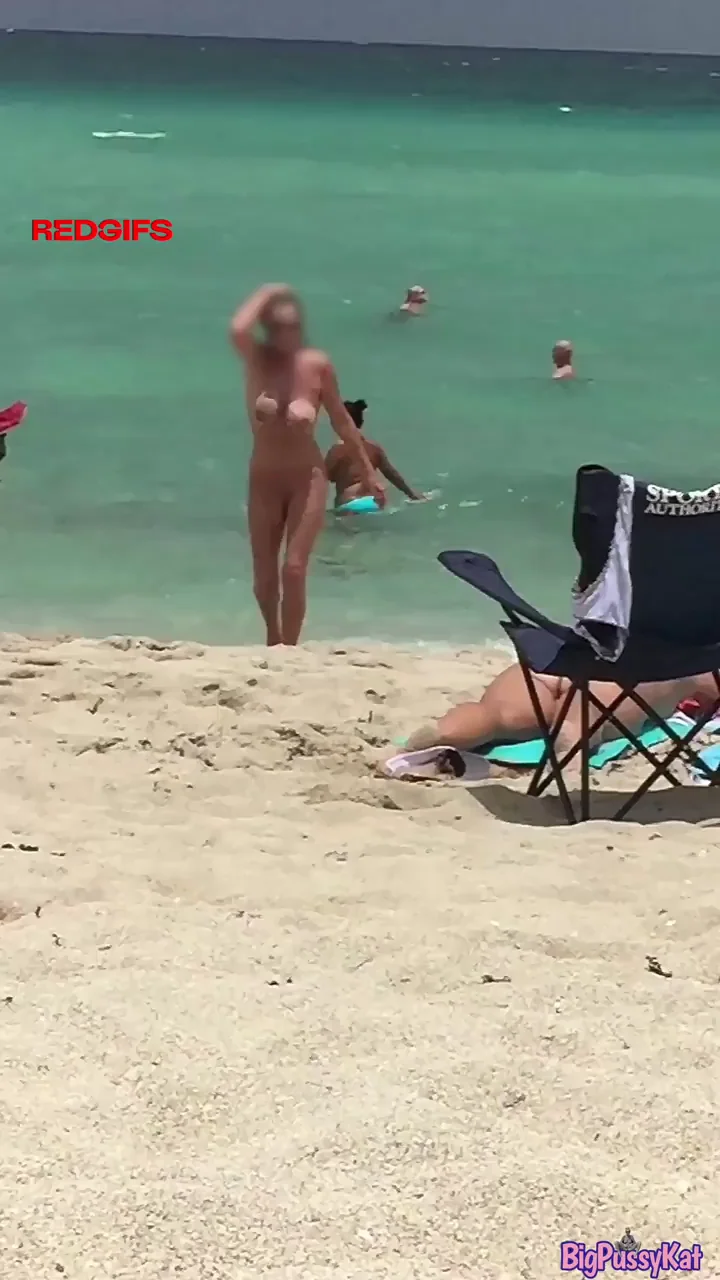 Kathy's Massive 38DDs & Huge Areolas Bouncing Wild at Haulover Beach 🏖️🍈🍈