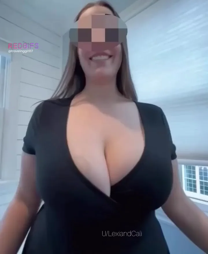 For all the guys that still like girls with big tits
