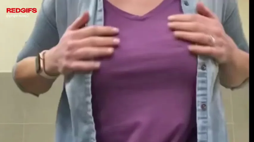 Slow Naughty Strip Tease from Big Titty Ginger Slut 😈💋