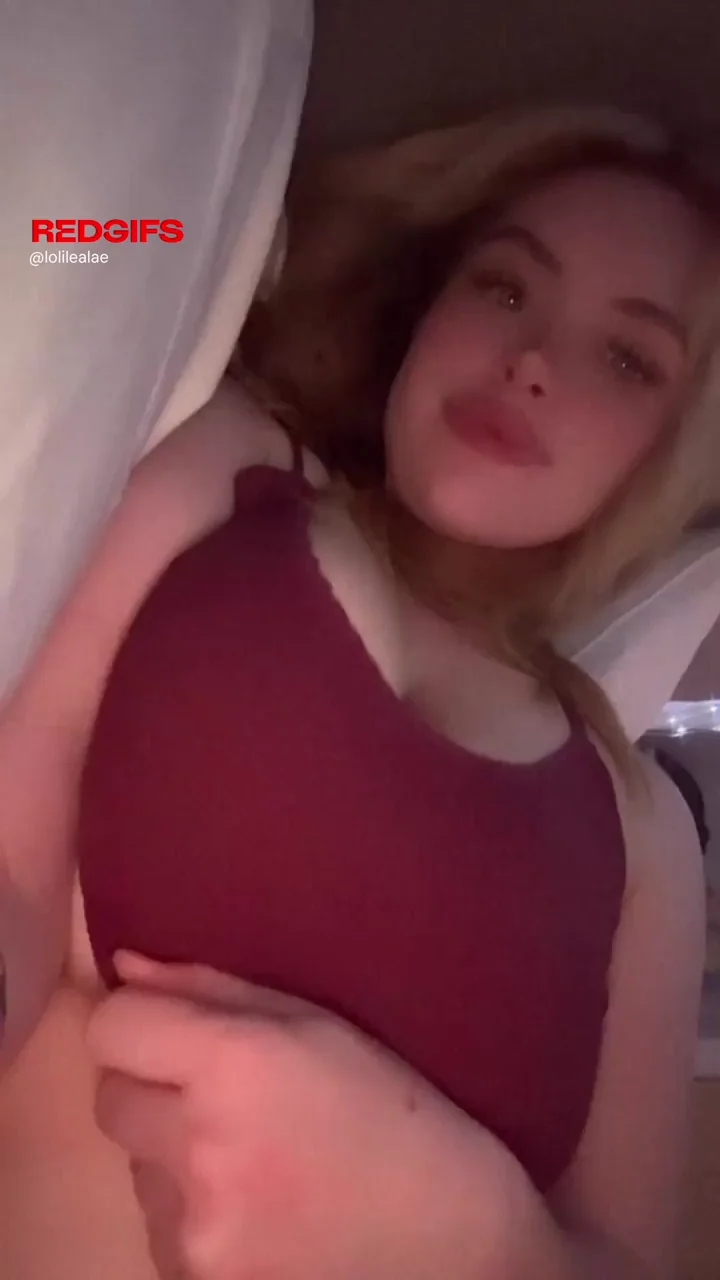 Life is easier when you’ve got two big pillows to sleep on