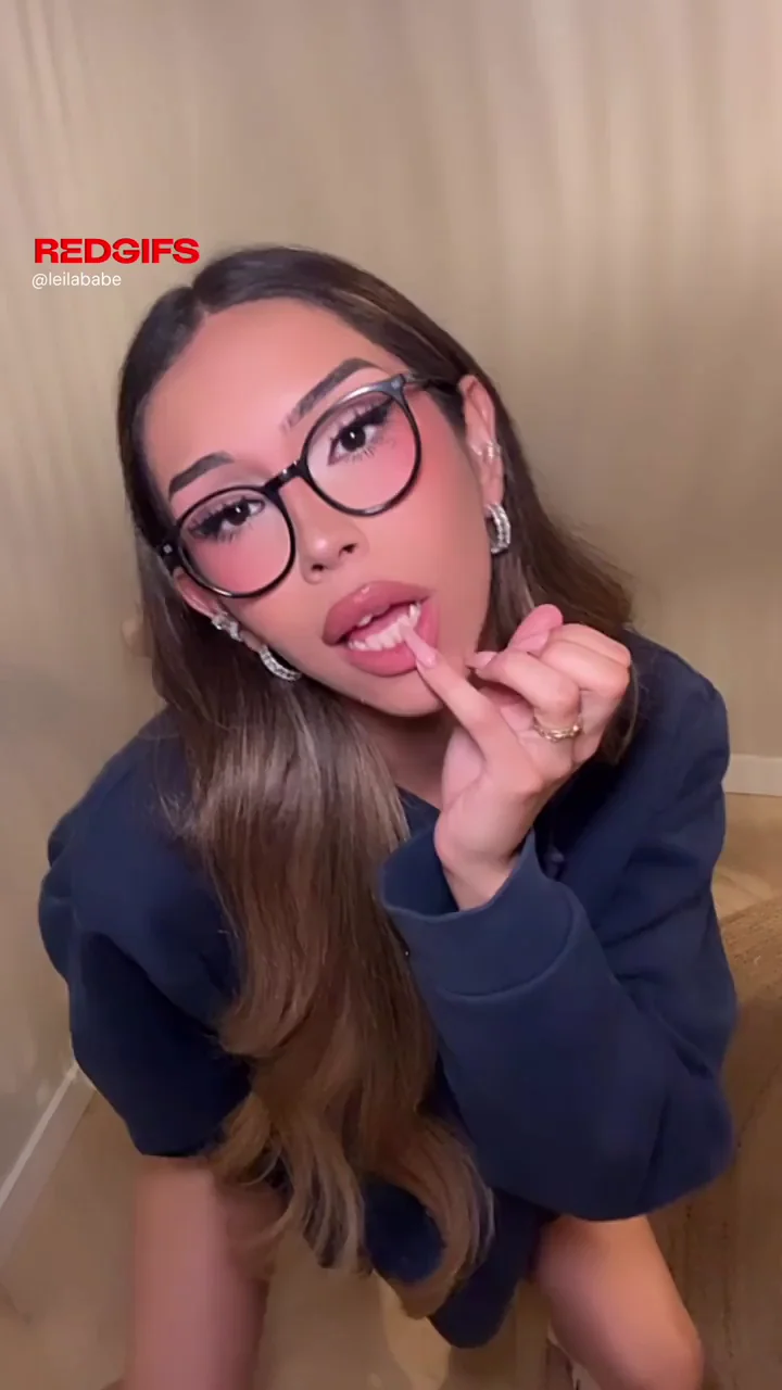 Would u kneel down to suck me off i begged u