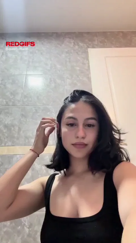 Surrender My Juicy Booty & Big Tits to You 😈🍑💦