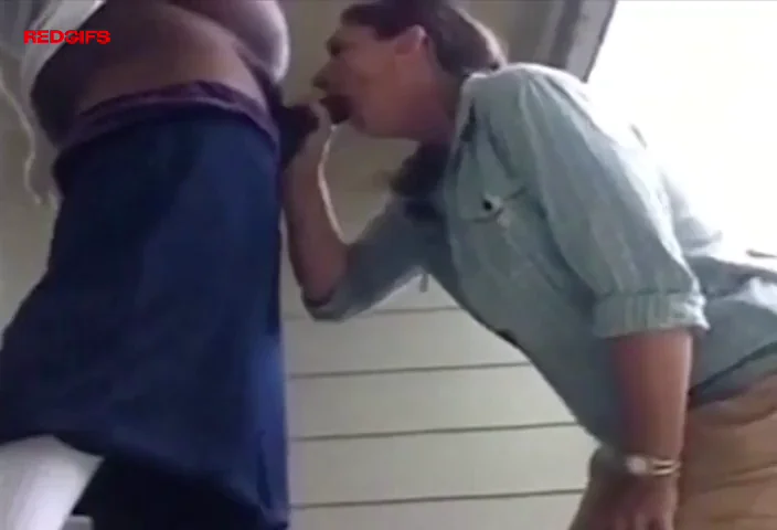 Neighbour gets blowjob from thirsty milf.