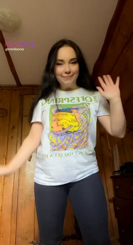 5’0 polish girl and I’m curvy in all the right places!