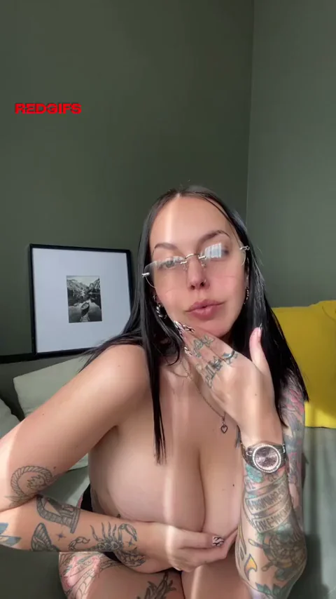 If your little stepdaughter stripped like this... would you punish or reward her?