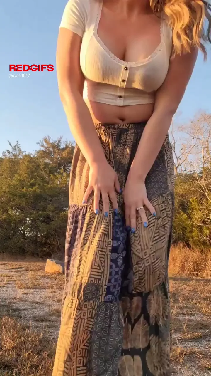 MILF Mom's Epic Downblouse Tease in the Wild