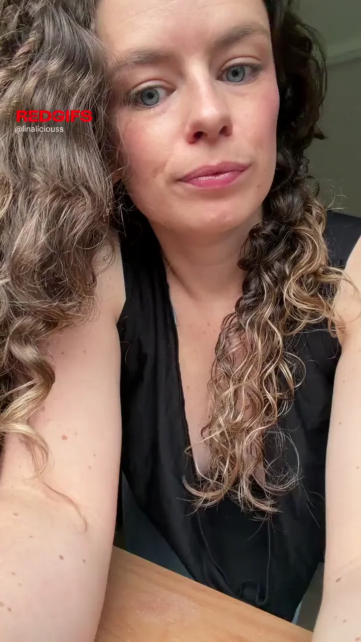 POV: you’re the table at brunch and this happens