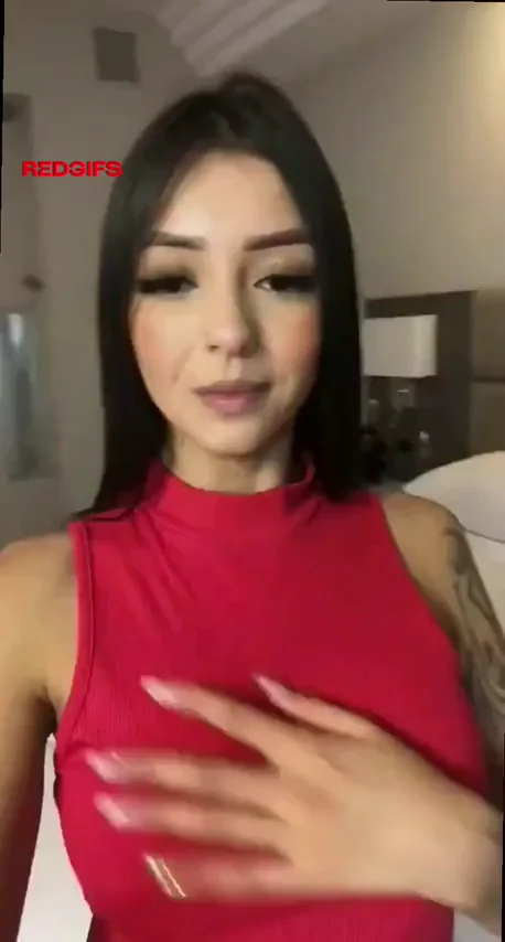 Need a petite nerdy GF to fuck all night?
