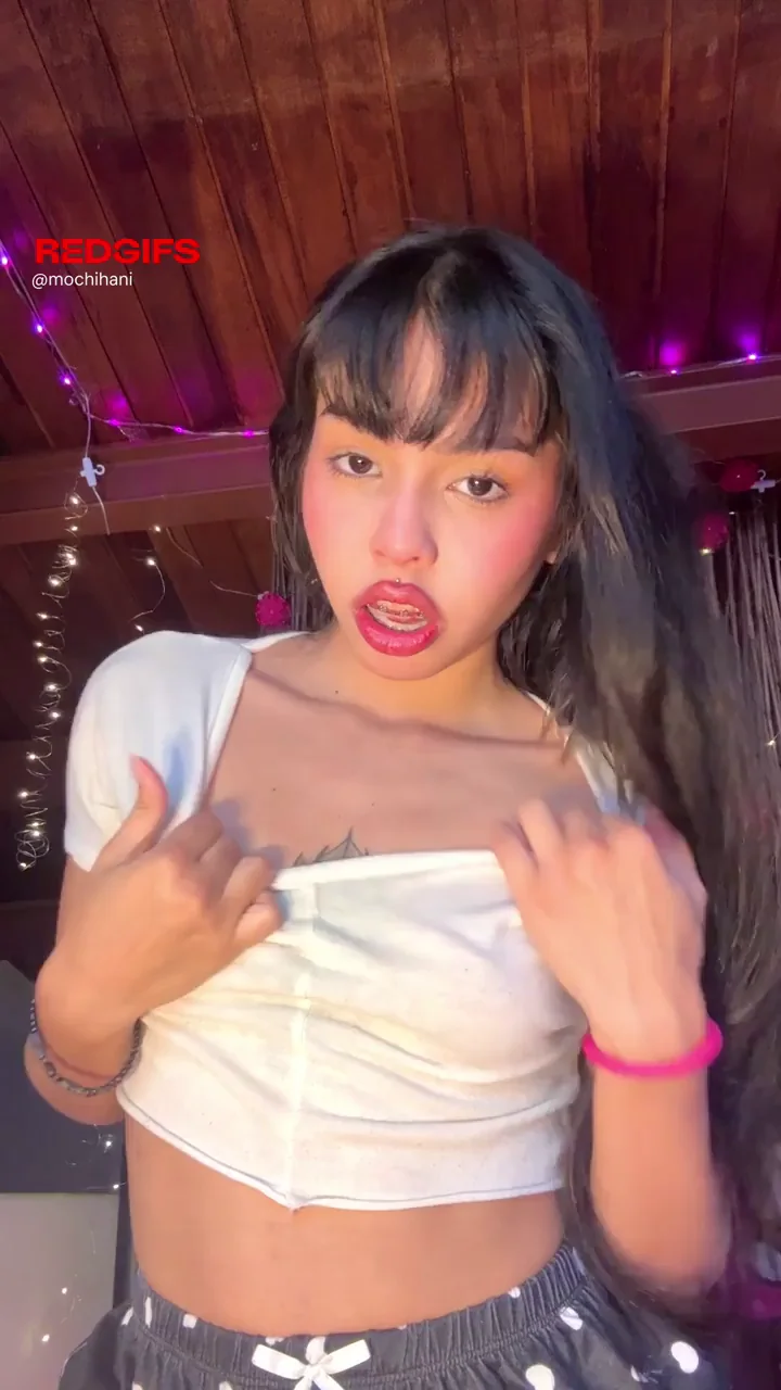 Can you suck my boobs if I reveal them?