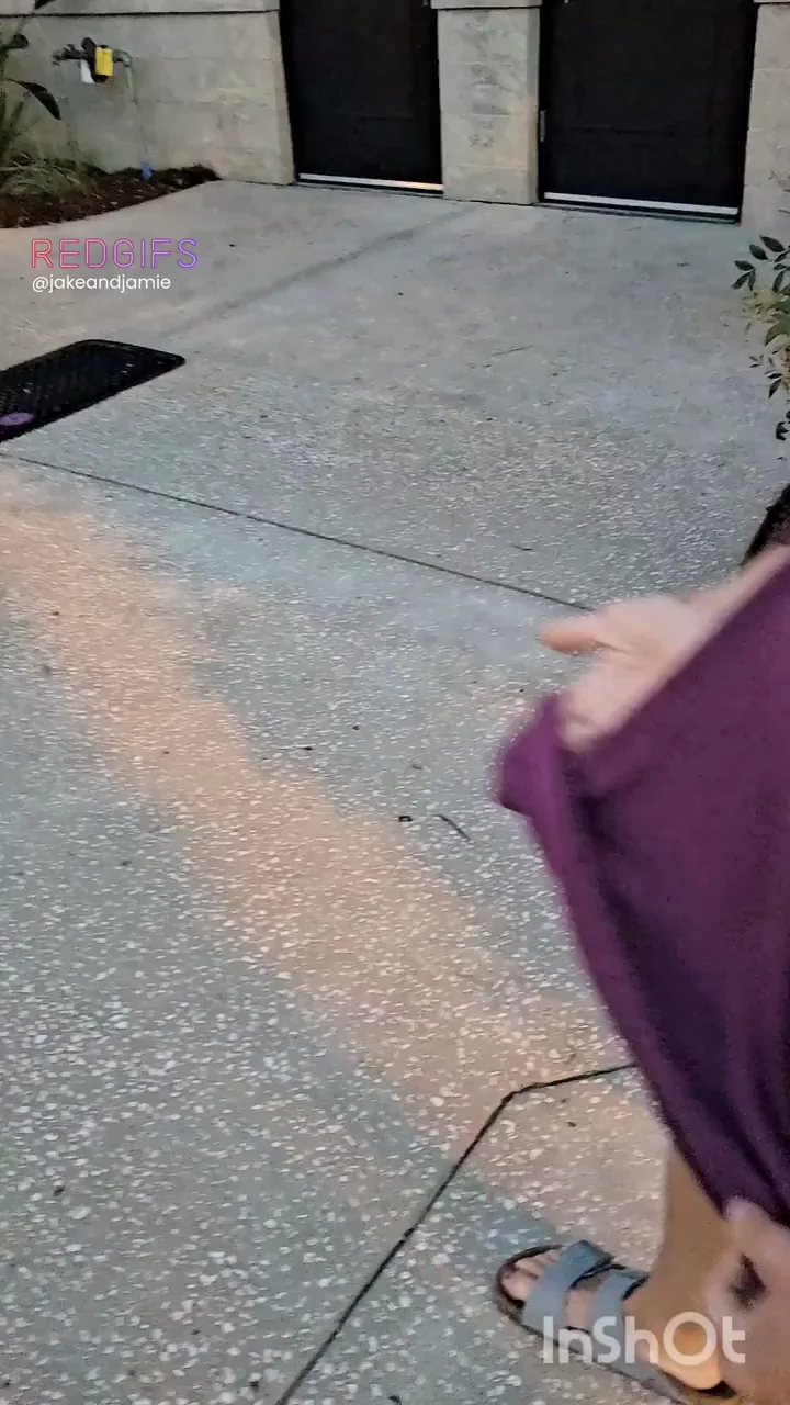 Just a fast boobs flash