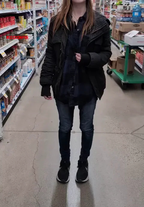 Petite Redhead Slut Flashes Perky Tits in Supermarket 😈🍒