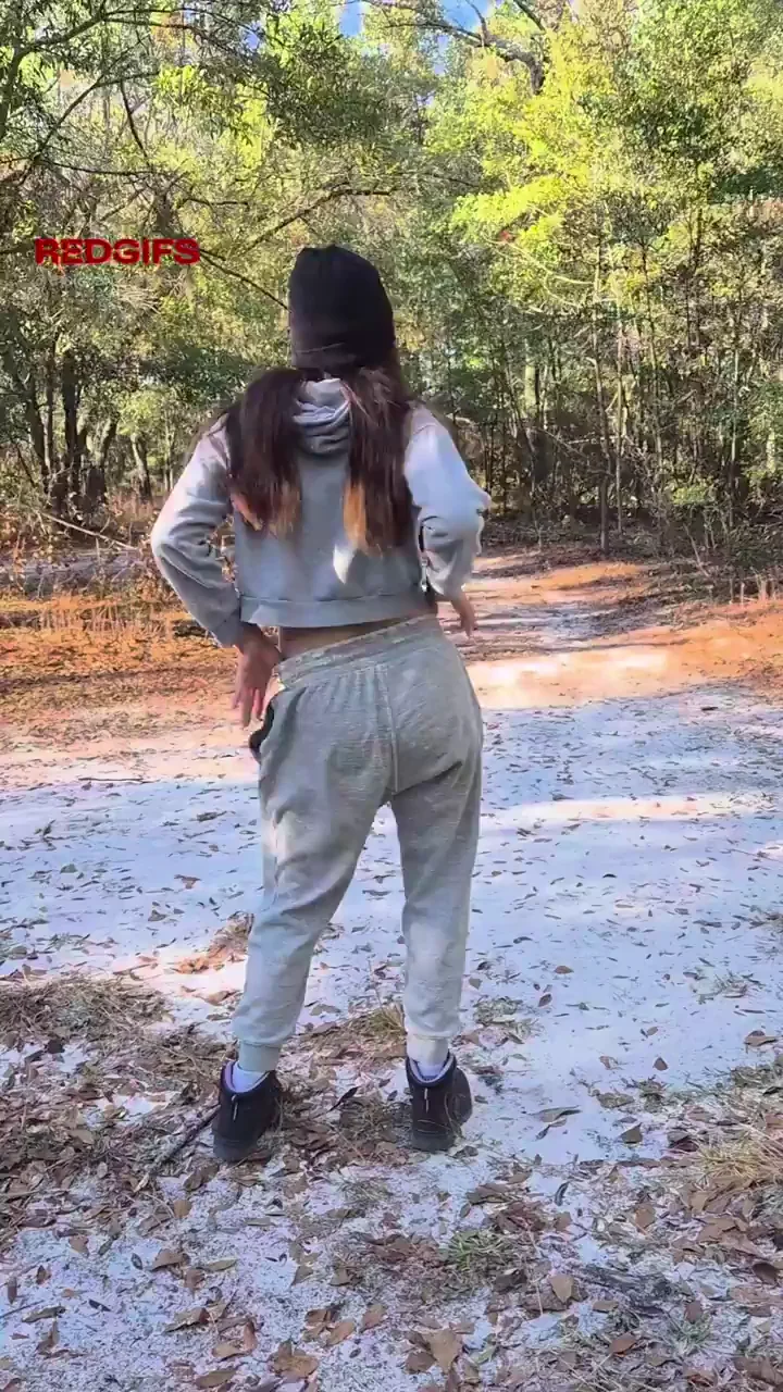 Anybody else wish they never had to wear clothes outdoors..I know it's not just me