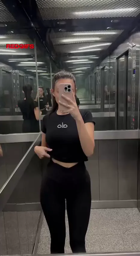 Elevator Slut Flashes Her Perky Tits 😈🍒