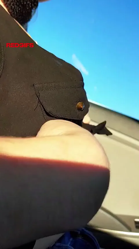 These tits don't know how to sag