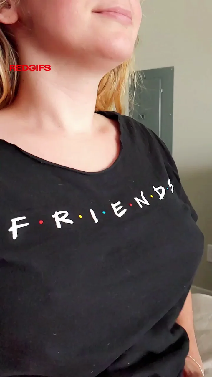 Perky Tits Tease in Friends Tee 💋🍒