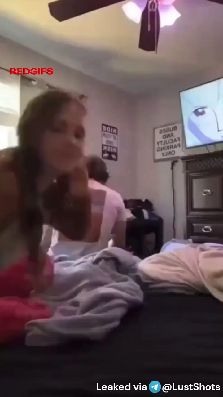 College Fuckdoll 😈 Smothers Bro's Face with Juicy Pussy 👅💦