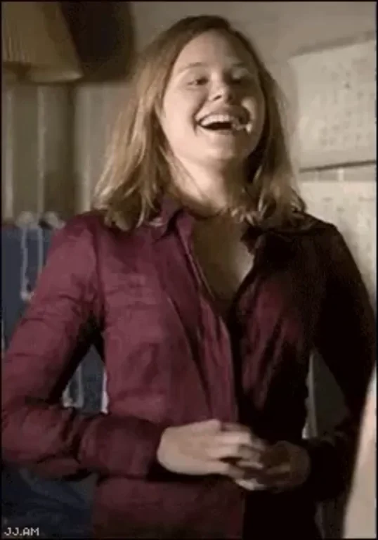 Alison Pill's Teasing Cleavage Flash in Dear Wendy 😈💋