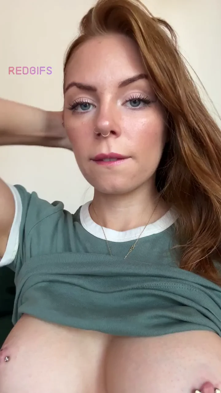 Half-Off Tits from Darth Maul Shirt! Ghostnipples Tease 😈🍒