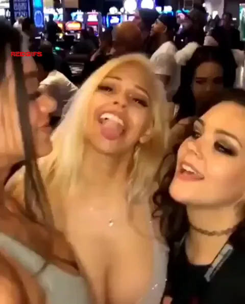 🔥 Casino Sluts' Triple Tongue Kiss Orgy! 💋👅