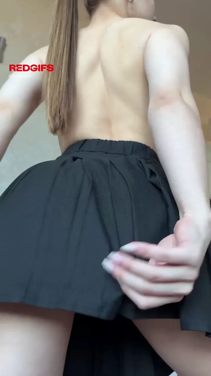 Your Fav Slutty Schoolgirl POV Tease 🍑💦
