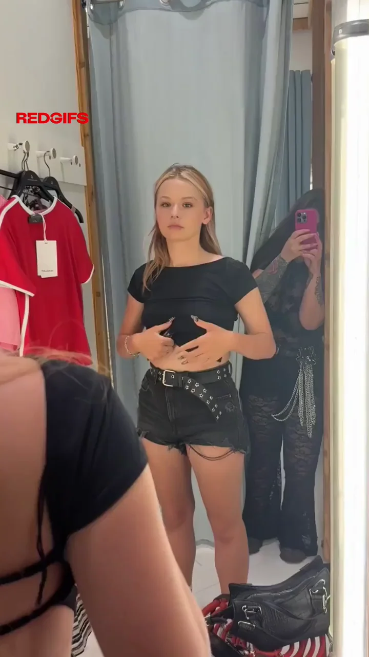 And when I see her naked hot body it is simply impossible to control myself
