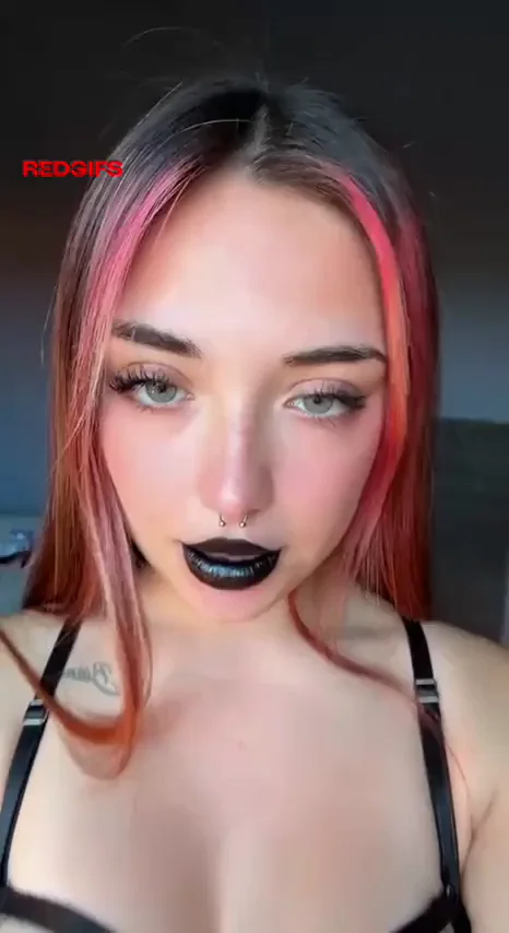 Goth Slut's Quirkless Body Tease 🔥🖤 Big Tits Poppin'