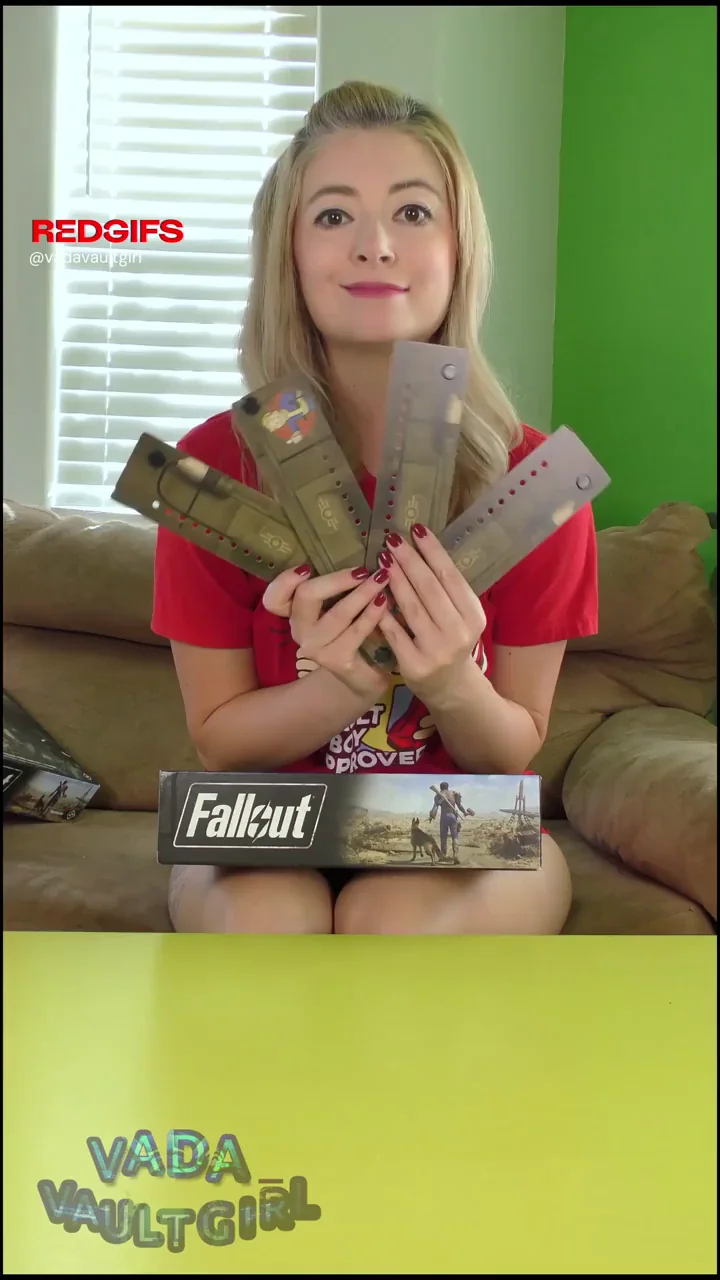 Checking out my new [F] allout board game pieces...and stripping