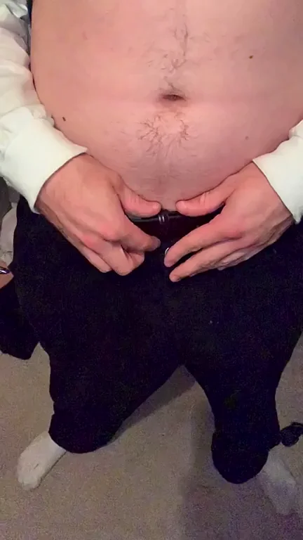 Do you mind if i get changed here?