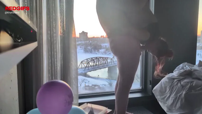Pick me up so we can put on a show