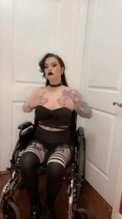 Goth Wheelchair Slut Sparks Your Darkest Fantasy 😈♿🔥