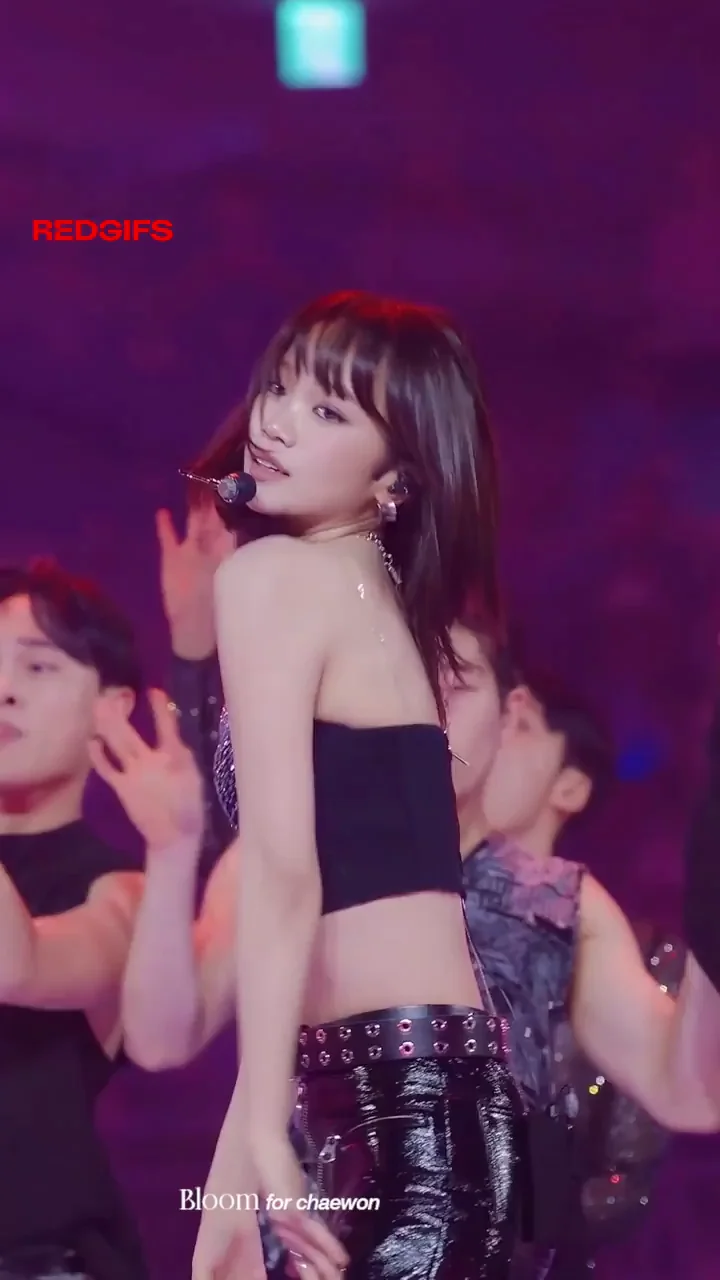 Chaewon from LE SSERAFIM Teases in Shiny Leather Pants