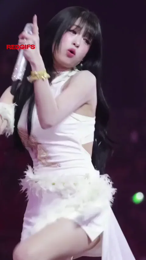 BABYMONSTER - Ahyeon