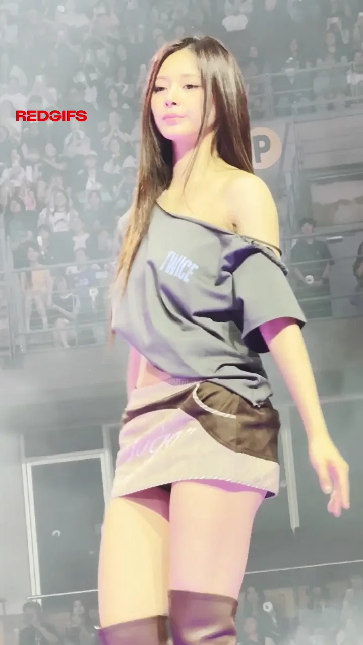 TWICE - Tzuyu
