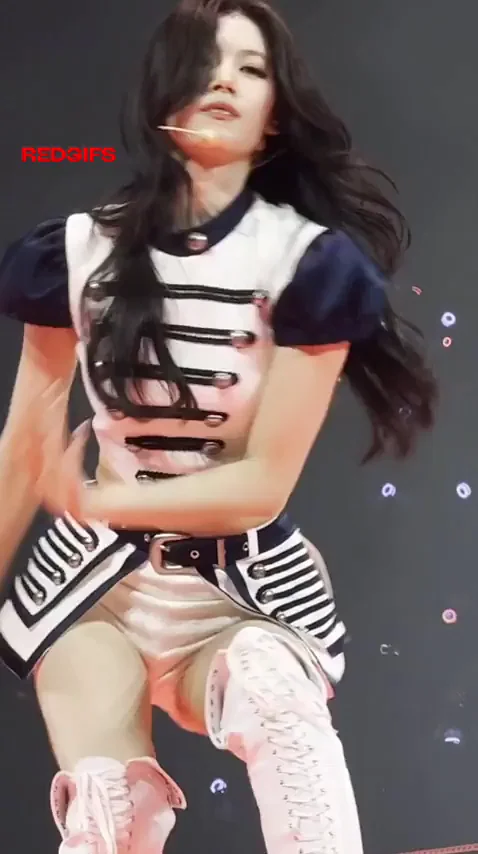 Sana - TWICE