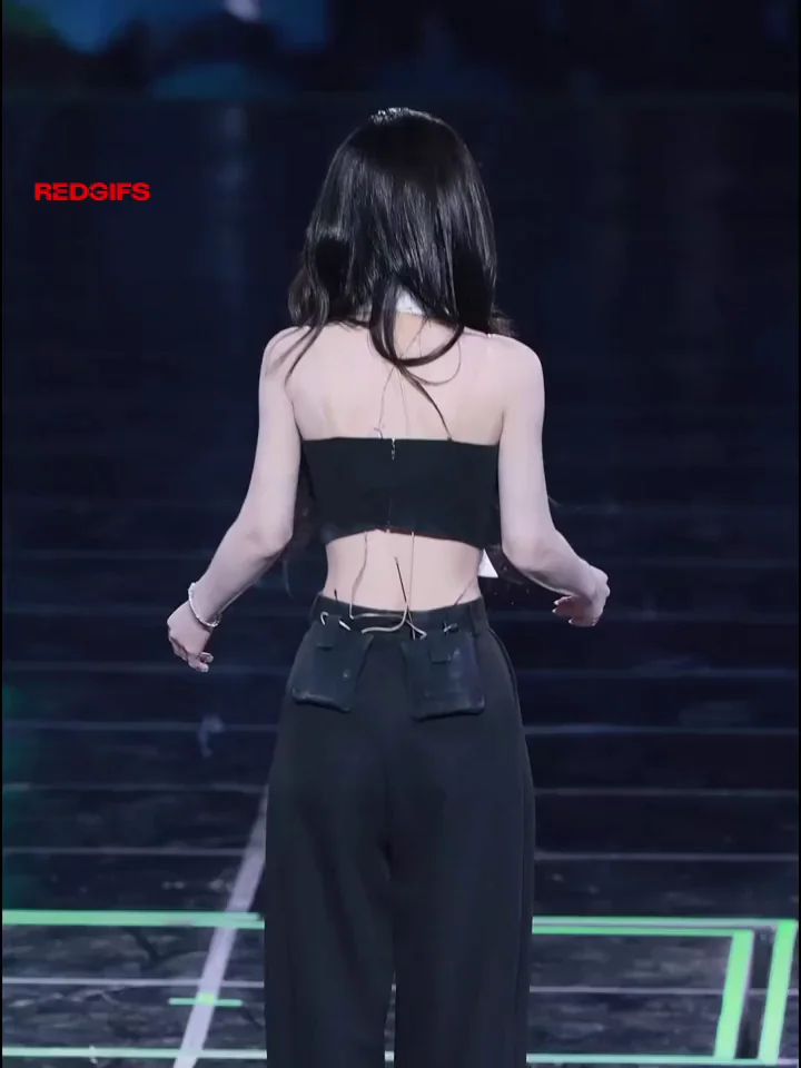 tripleS - Yooyeon