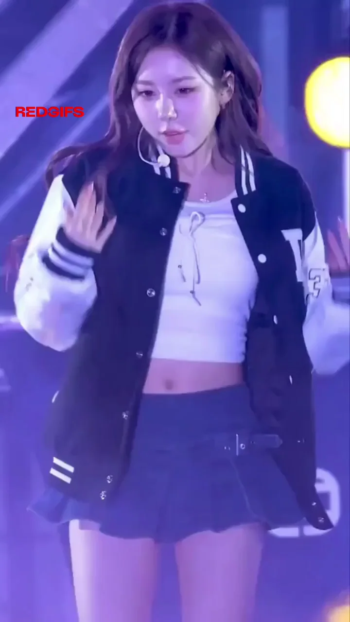 Hyerin from tripleS Teasing Tits in Naughty Varsity Skirt 🍑🔥