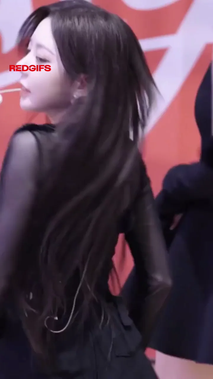 tripleS- Hyerin