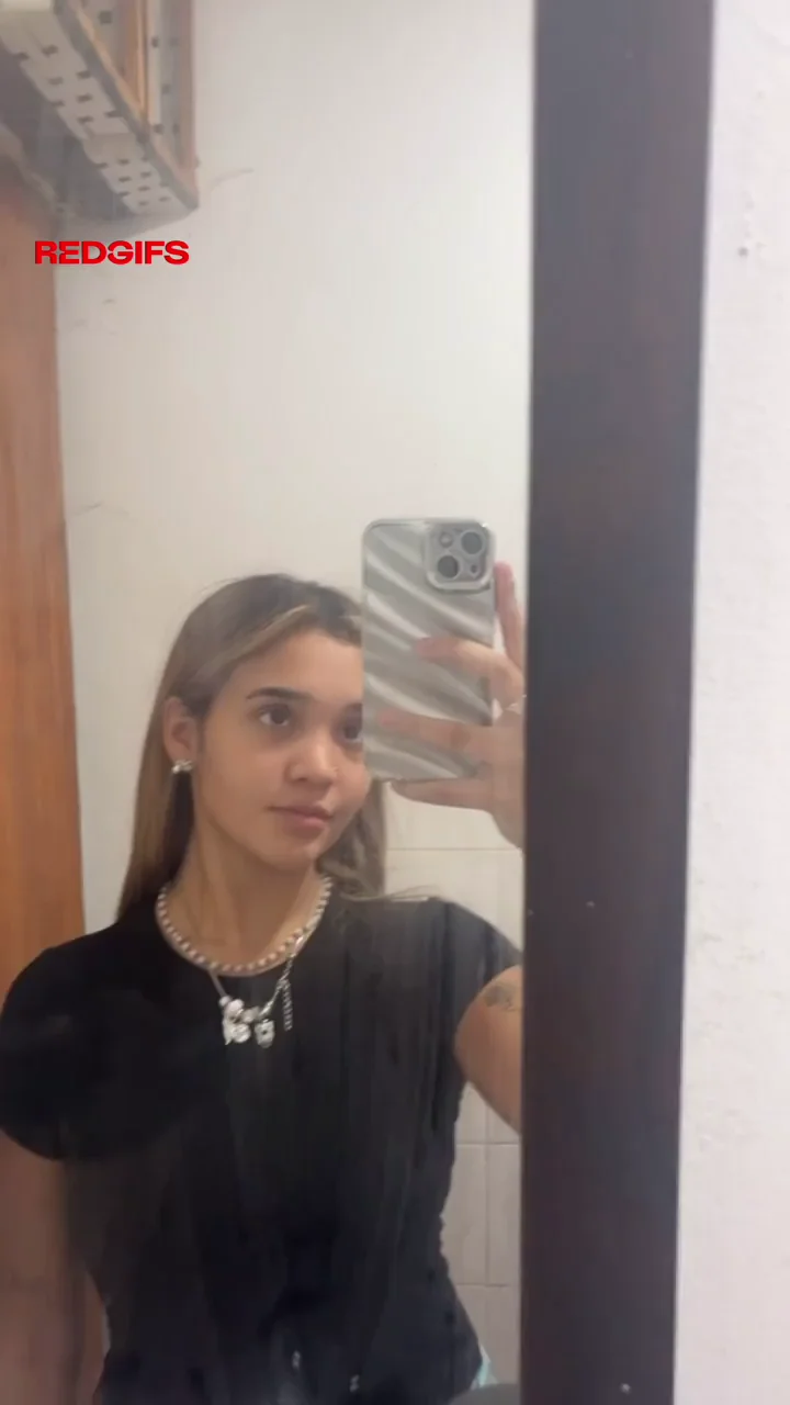 don't mind my dirty mirror papii