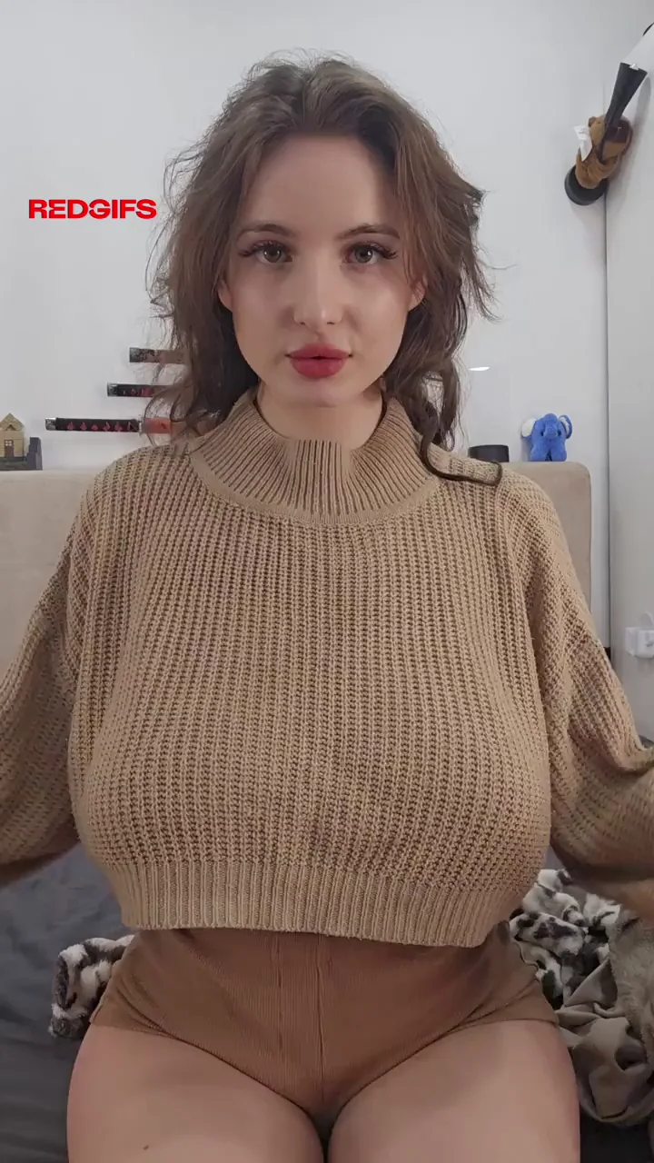 It's impolite to look away from this soft beauty