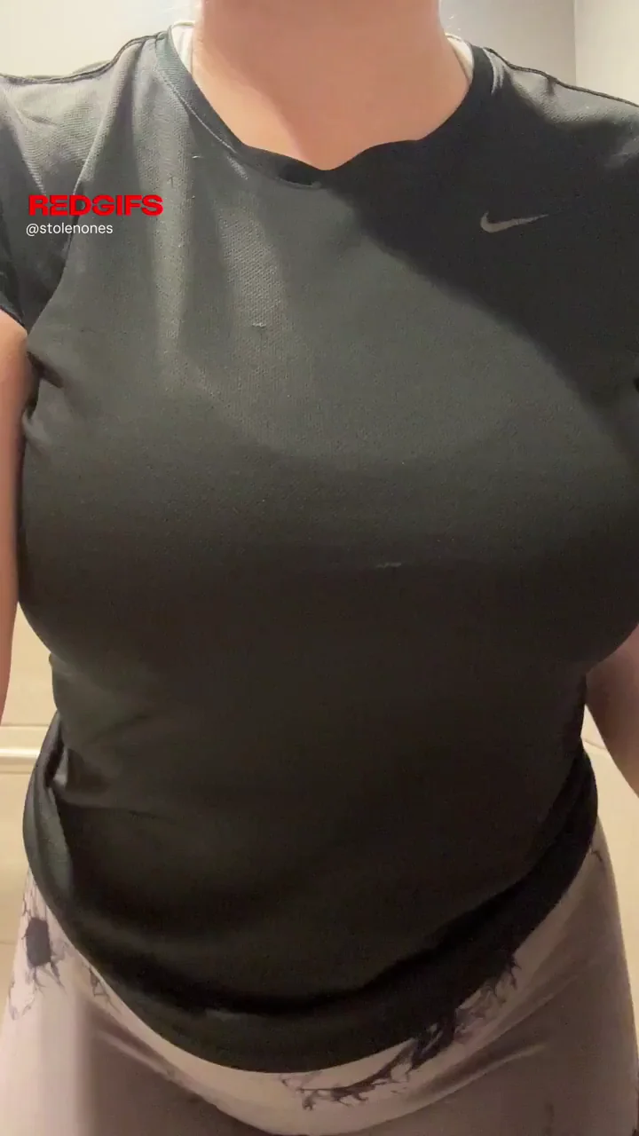 Sweaty Gym Slut's Massive Tits Spill Out Post-Workout Tease