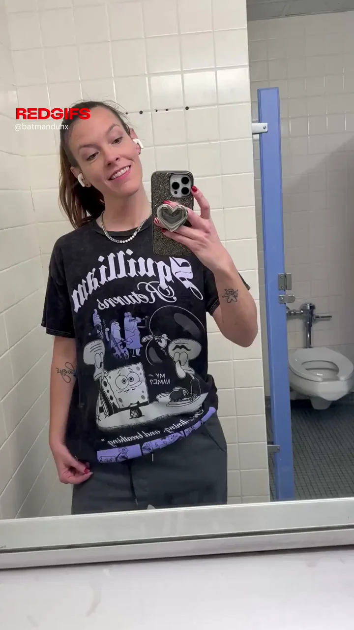 MILF just misbehaving at the gym