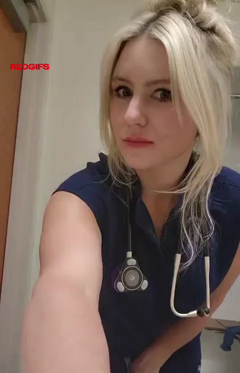 Just a 40yo mom who loves to be watched.