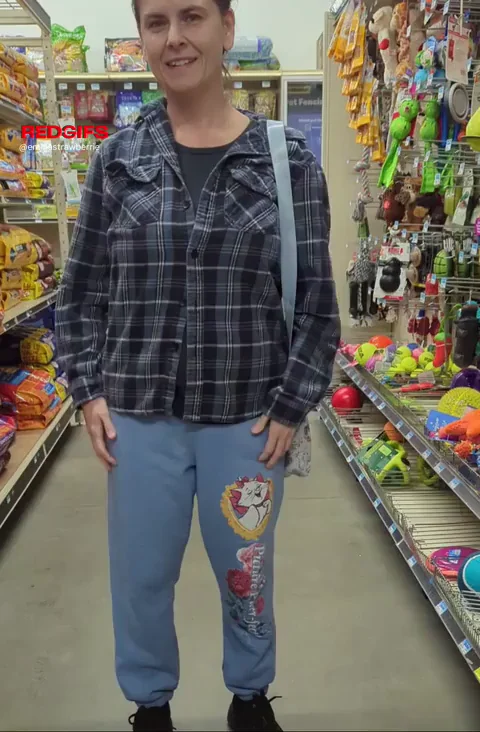 🛒 100% Tits Guaranteed on Every Shopping Trip! 😘