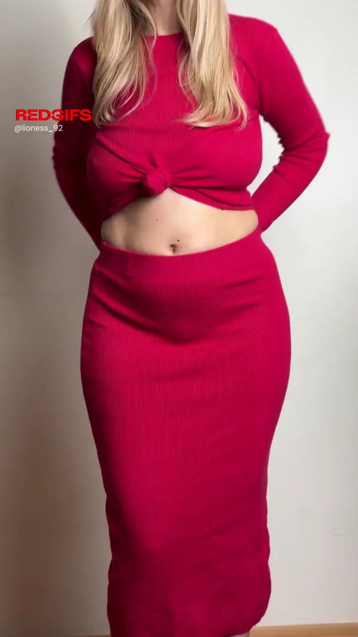 Red on top, real milf body underneath