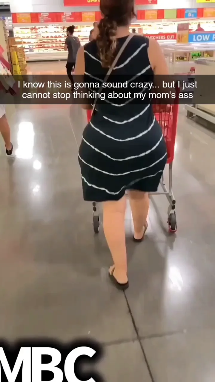 Mom's 🍑 stays on my mind