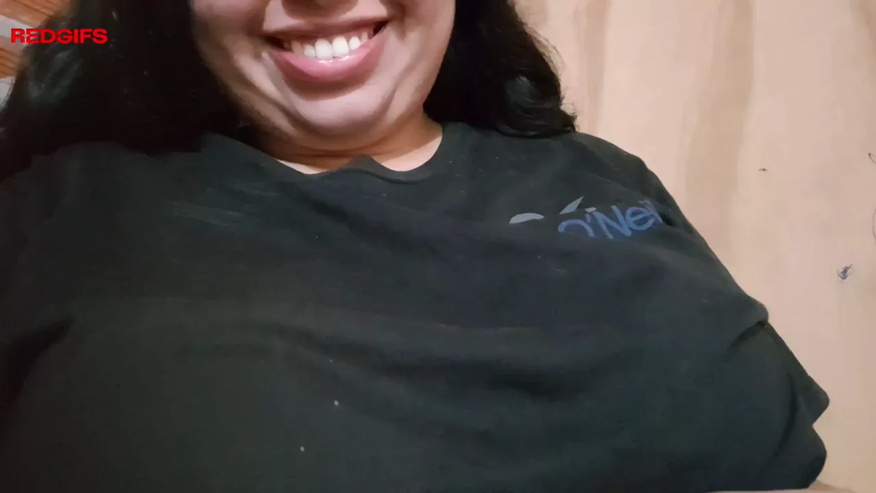 Ready to Have My Huge Natural Tits Fondled 😍🍈🍈