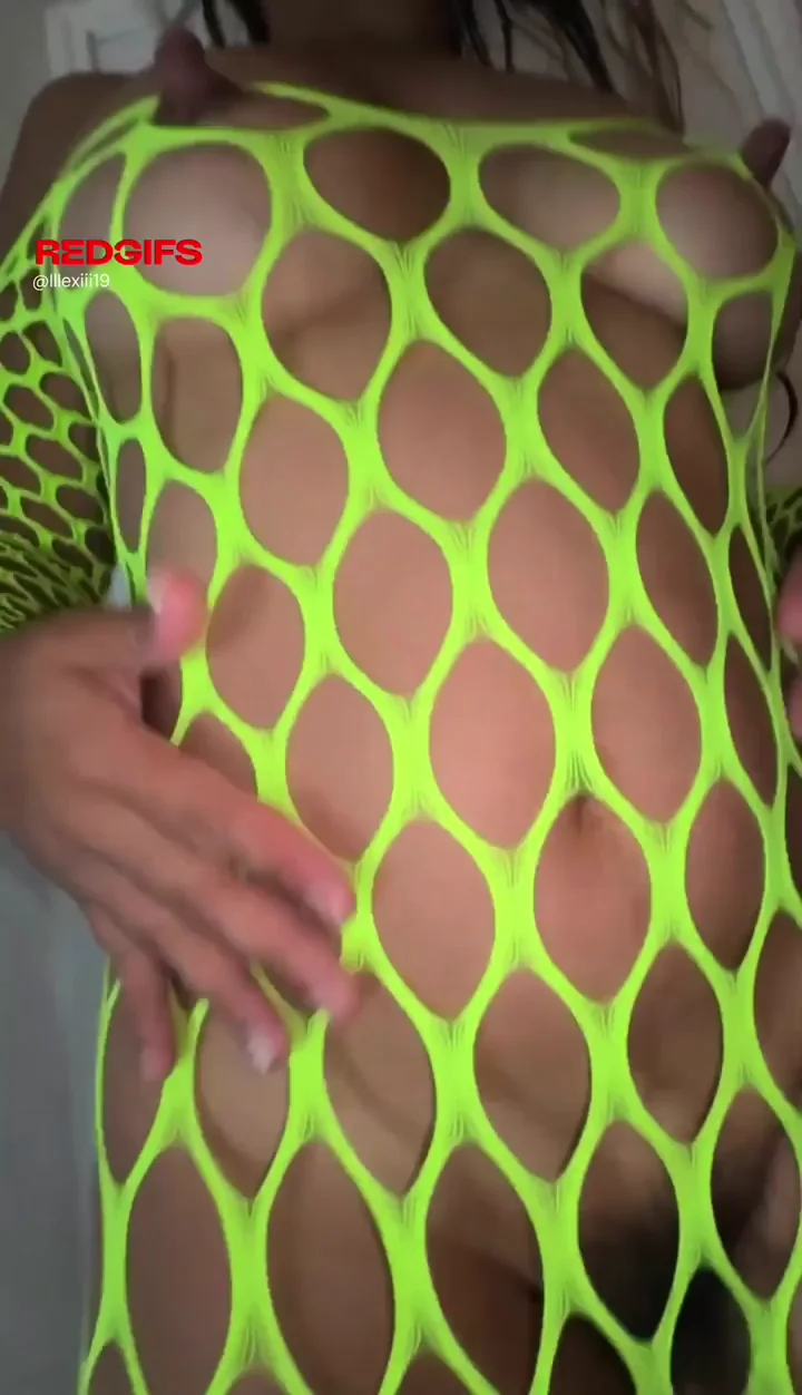 Long nipples!!
