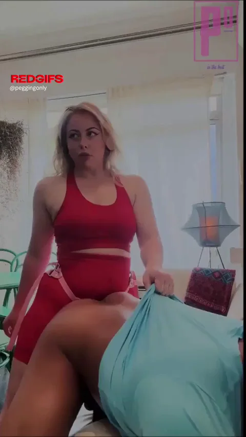 Be My Good Slut for This Thick Strap-on Cock 😈🍑