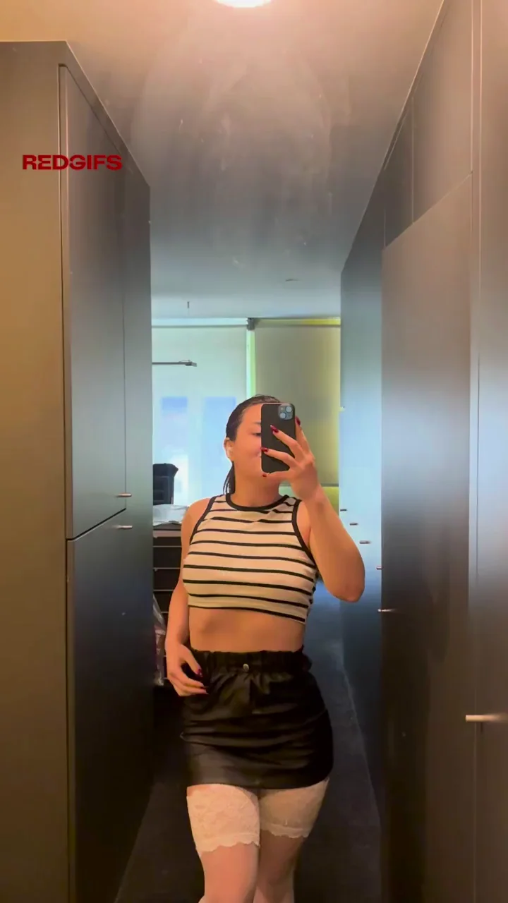 Petite Tease Flashes Tiny Tits in Hallway Mirror Selfie