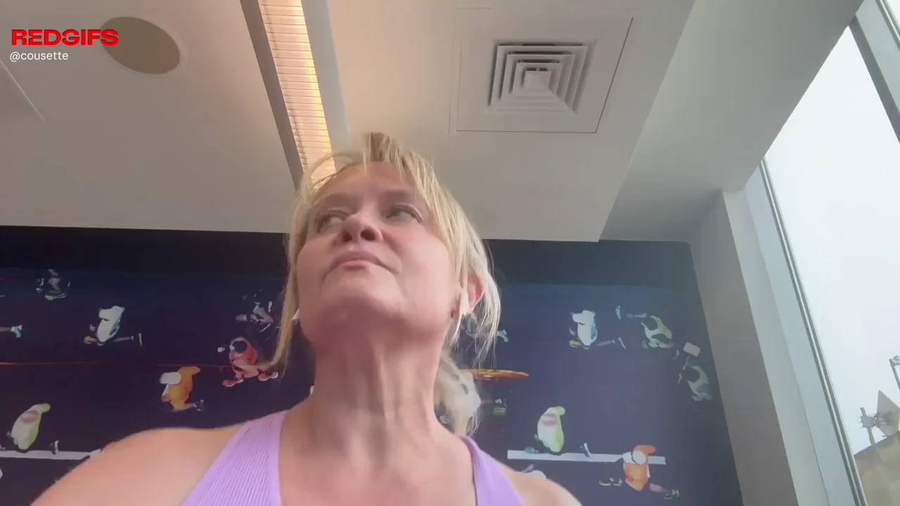 Blonde Gym Slut's Massive Pokies Bouncing Wild 💜🍈🍈